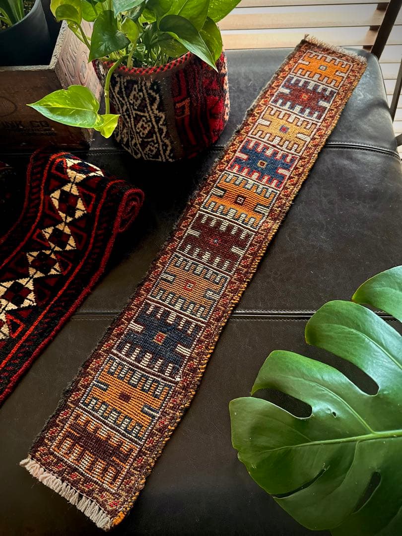 トライバルラグ　ヴィンテージラグ　カシュガイ族　ミニラグ　キャメルネックバンド トライバルラグ ヴィンテージラグ カシュガイ族 ミニラグ