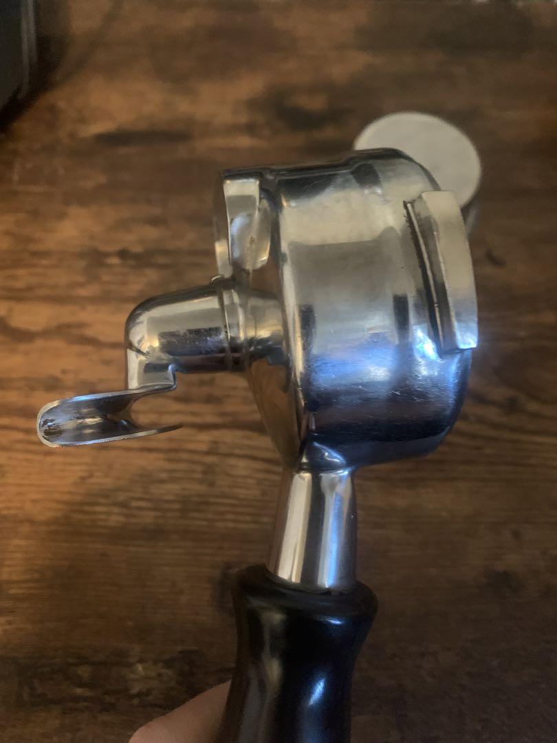 ポルタフィルター　ラ・マルゾッコLa Marzocco  バスケット付き