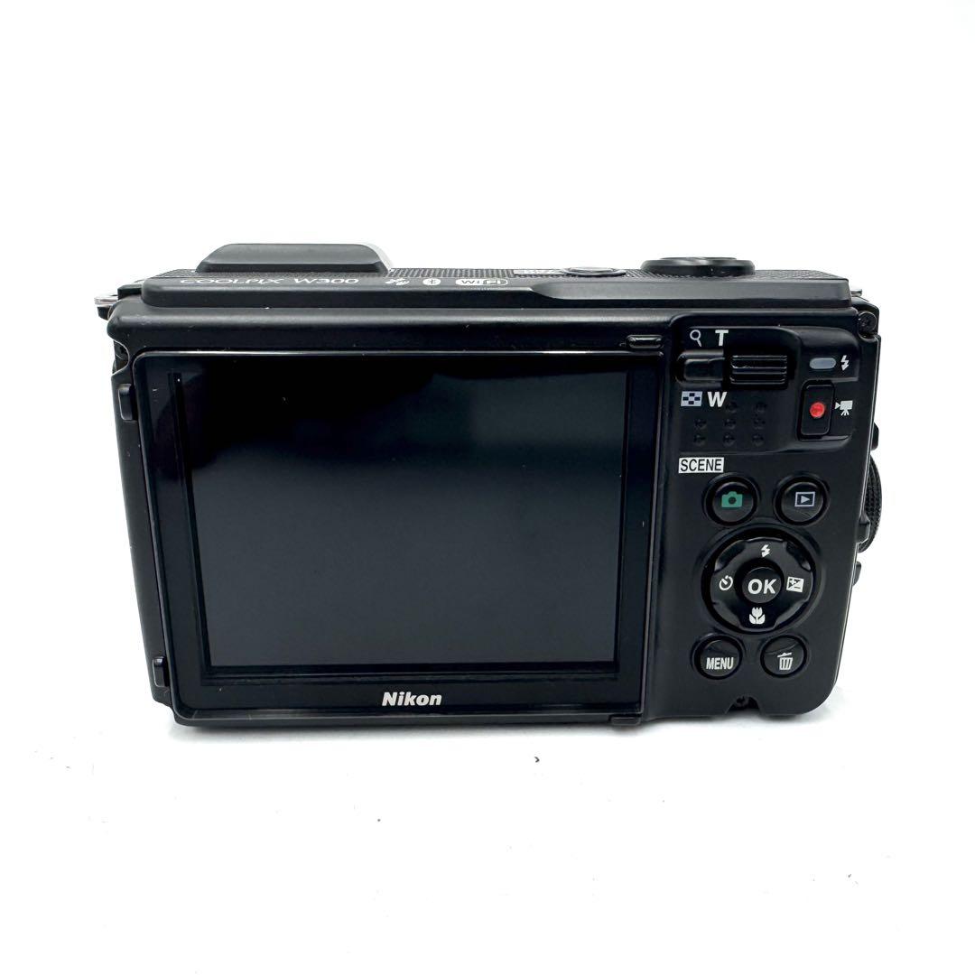 ほぼ未使用 Nikon ニコン Cooolpix W300 ブラック コンデジ