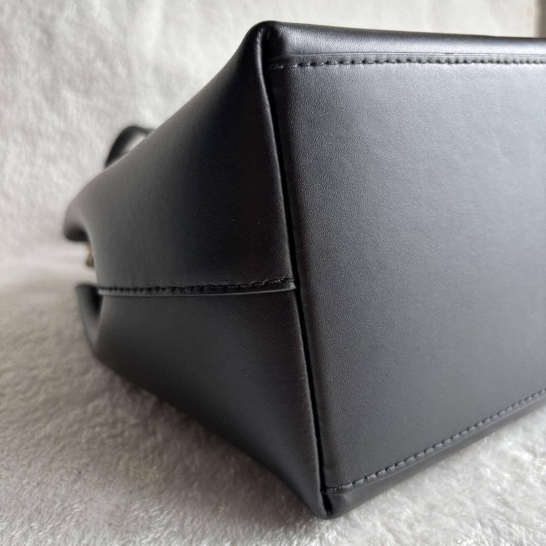 ✨極美品✨ FURLA　フルラ ハンドバッグ ブラック　黒　本革 2WAY