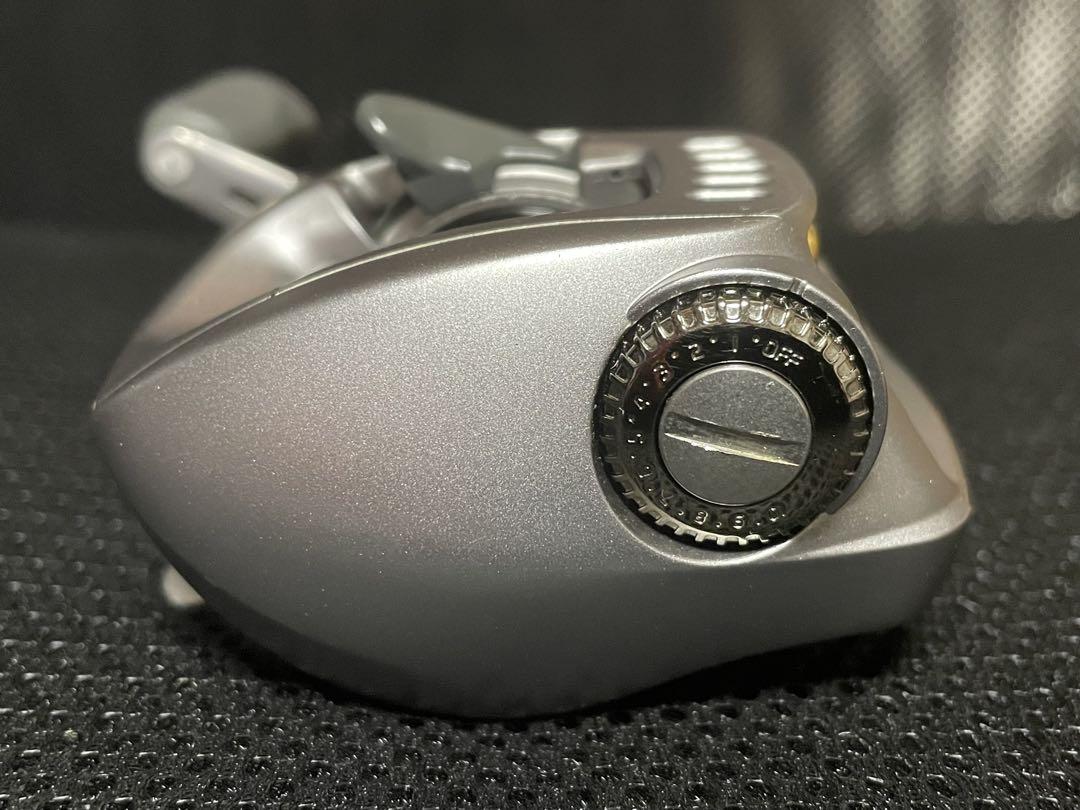 【美品】おまけ付き Daiwa ダイワTD-Z 103HL リール メガバス