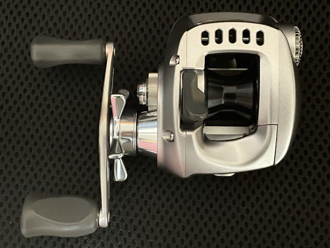 【美品】おまけ付き Daiwa ダイワTD-Z 103HL リール メガバス