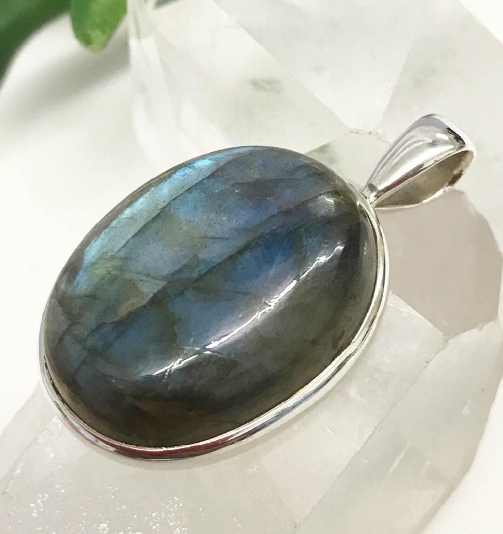 新作・新入荷分 ラブラドライト ペンダント シルバー925 天然石 シルバー925 天然石 ラブラドライト ペンダント ネックレス ロジウム