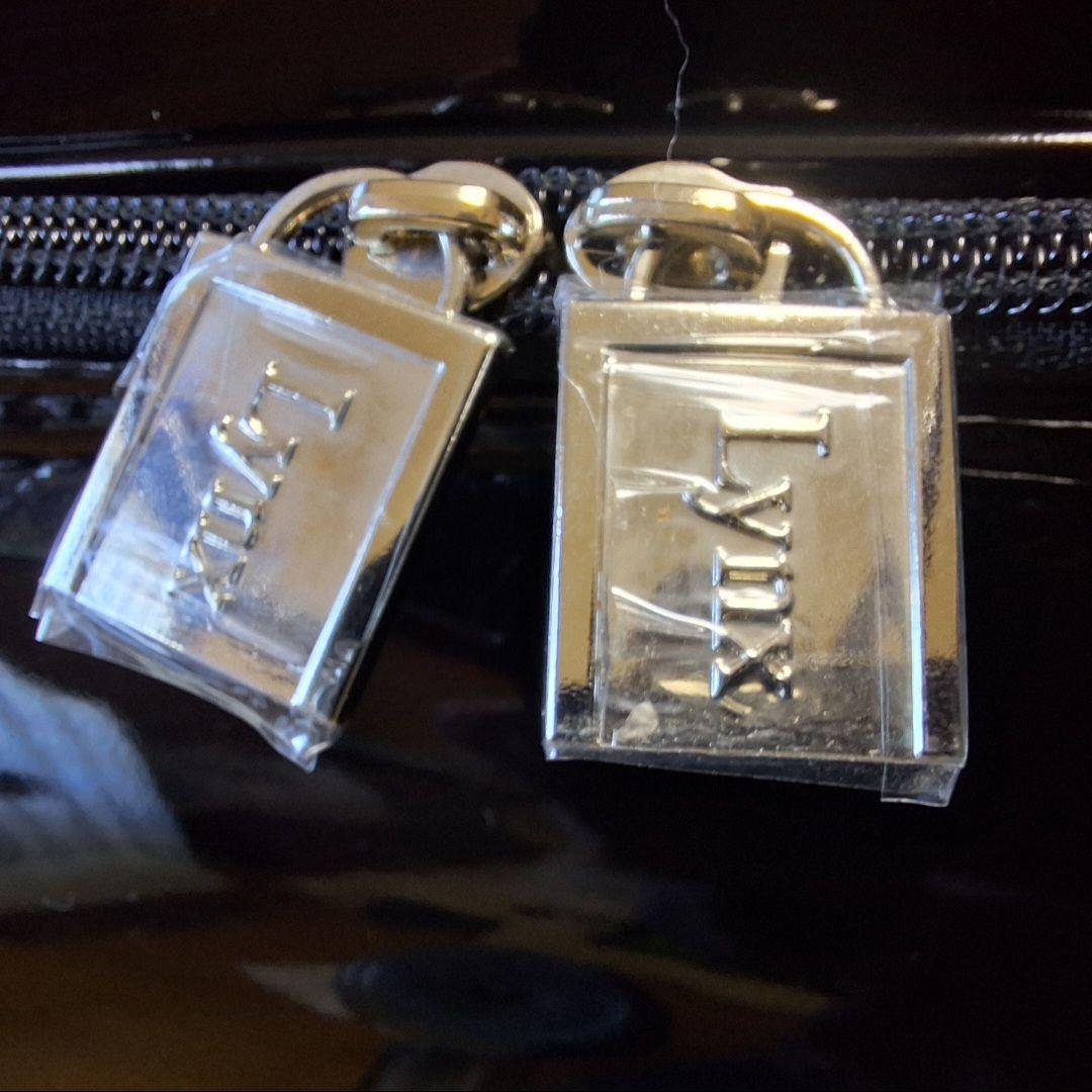 Lynx ブラック エナメルバッグ シューズ収納付き