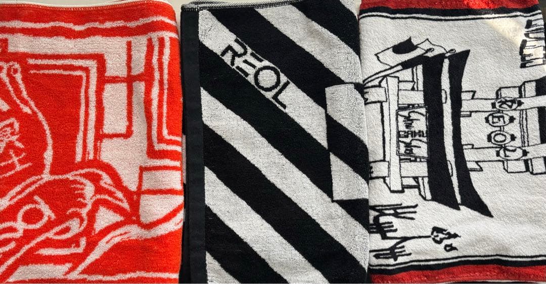 Reol れをる ラバーバンド・タオル・ネックストラップ・銀テ Reol れをる ラバーバンド・タオル・ネックストラップ・銀テ