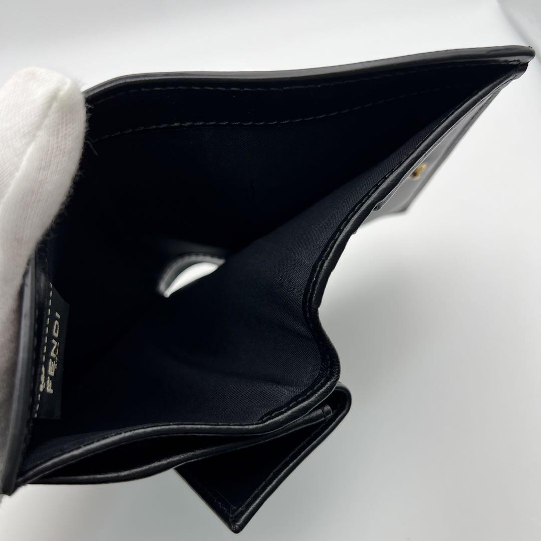 FENDI フェンディ エフイズ 二つ折り財布 ブラック 黒 レザー