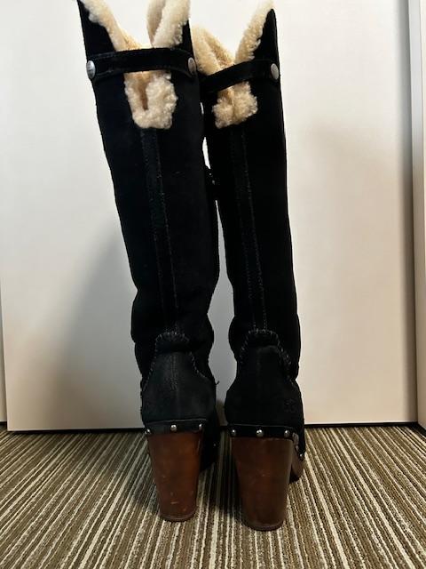 10%値下げ【美品】UGG LILLIAN 2wayロングブーツ 25㎝