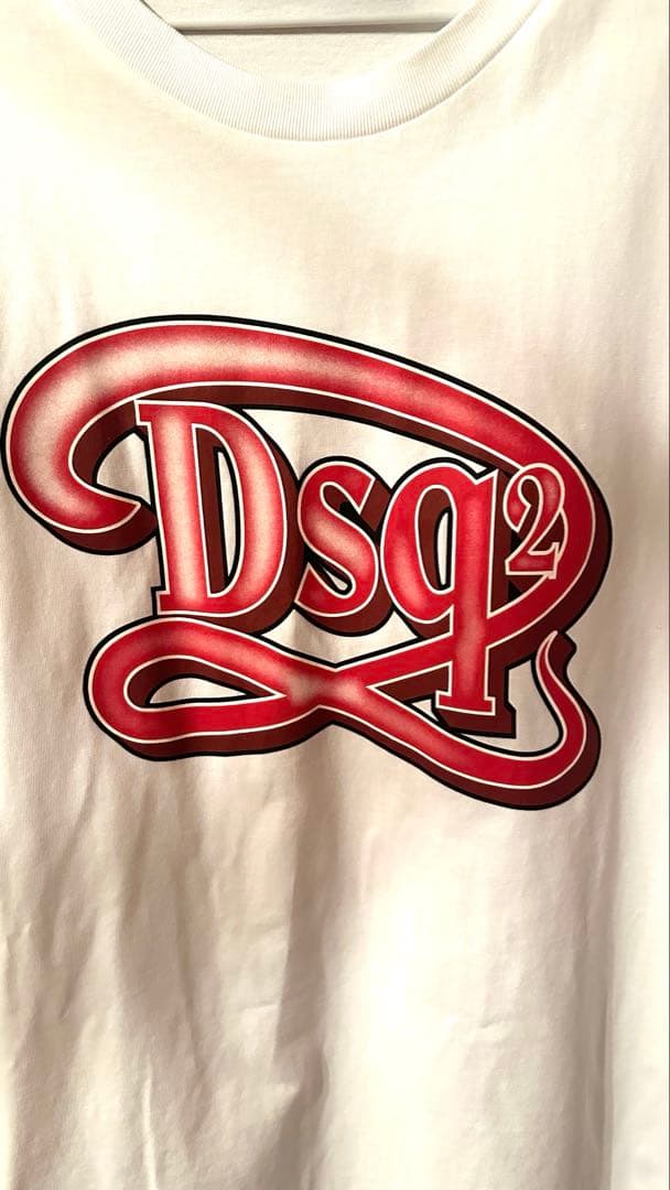 DSQUARED2