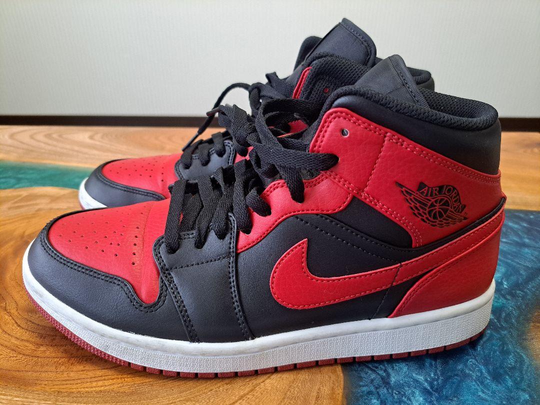 Nike Air Jordan 1 ナイキ エアジョーダン1 Mid Bred