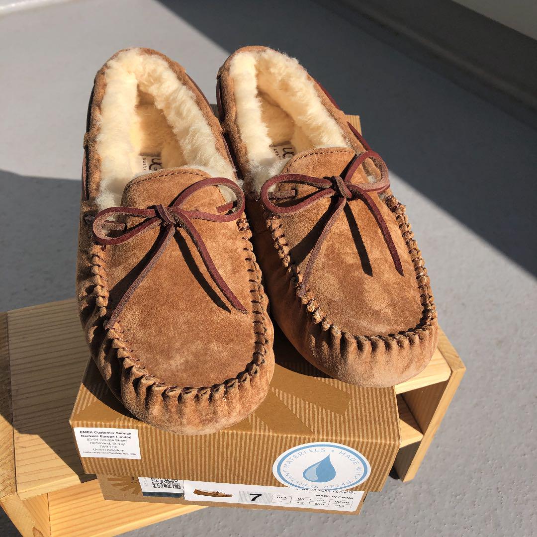 【国内発送】 UGGモカシン未使用 - モカシン