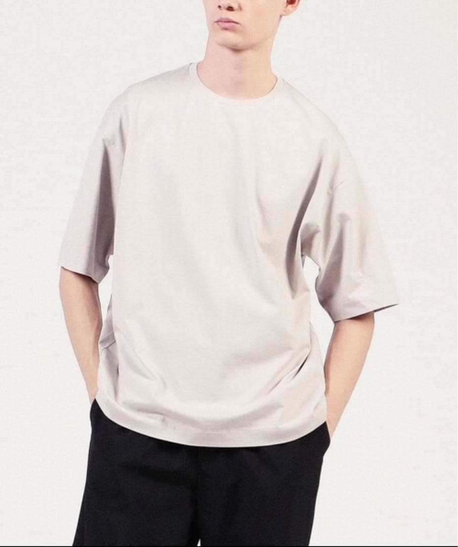 新品 TOMORROWLAND ヘビーピューリティー Tシャツ ライトグレー S 新品 TOMORROWLAND ヘビーピューリティー Tシャツ ライトグレー S