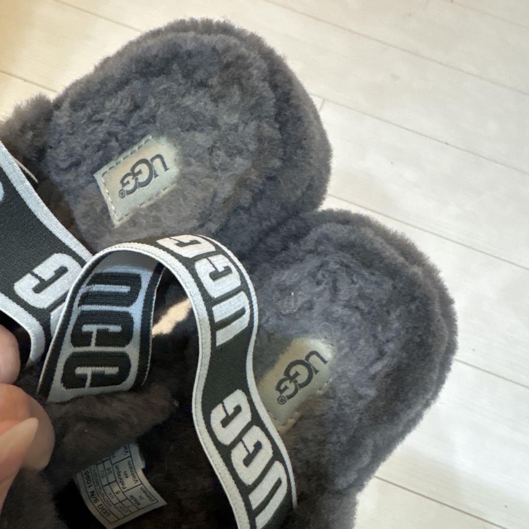 UGG