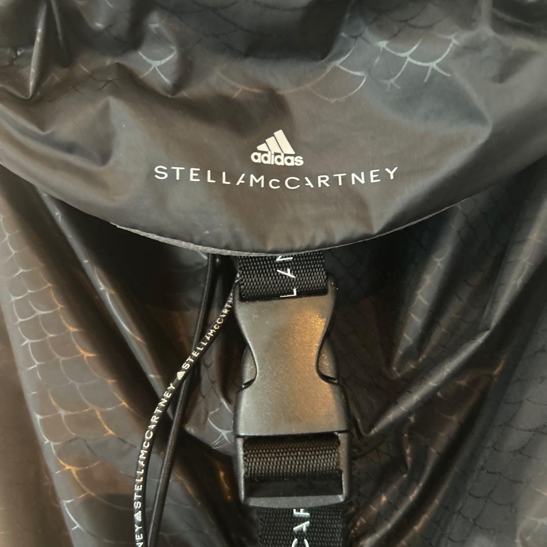 美品　人気　アディダス ステラマッカートニー リュック バックパック 黒