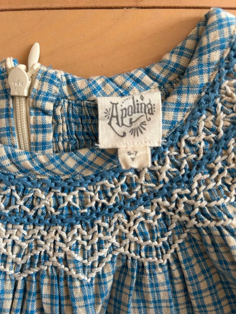 Apolina 刺繍入り青チェックワンピース 5-7y Apolina 刺繍入り青チェックワンピース 5-7y