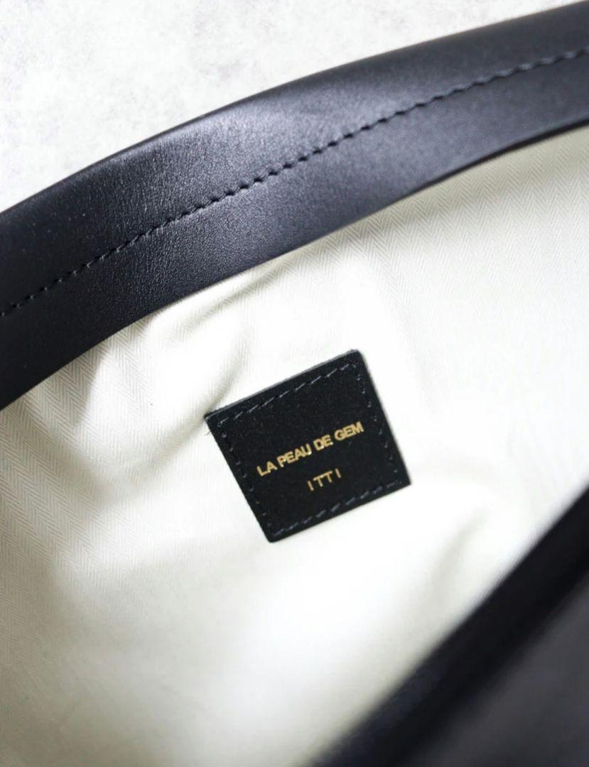 la peau de gem GEM KNOT SHOLDER LEATHER - メルカリ