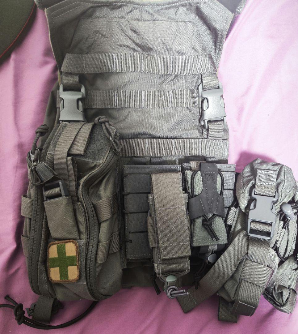 ロシア軍 FSB放出 Group99 slickプレートキャリア