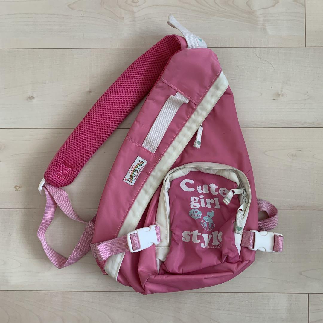 中古品　Daisy's Cute girl & style ボディバッグ ピンク