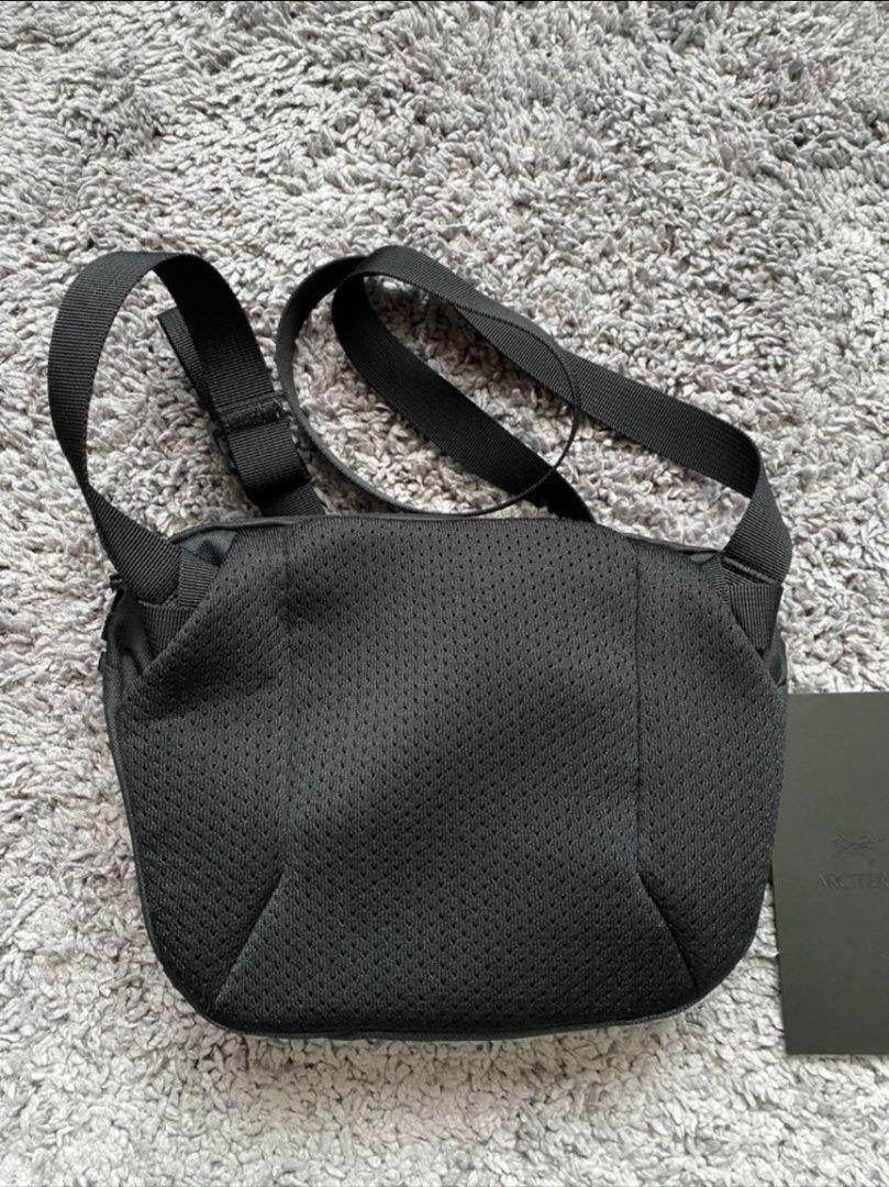 バッグ ARC'TERYX MANTIS1