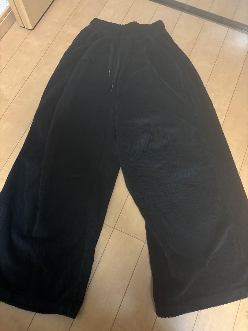 黒 コーデュロイ ワイドパンツ