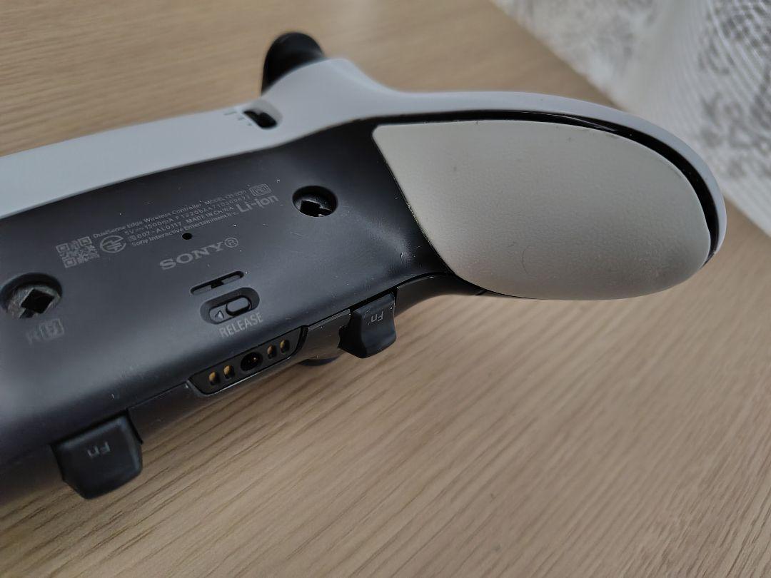 PS5 コントローラー