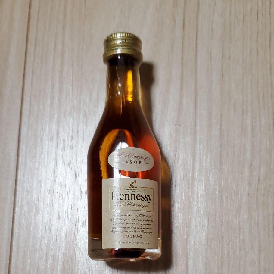 メルカリ ヘネシー Vsop ブランデー ミニボトル ヘネシー 2 680 中古や未使用のフリマ メルカリ ヘネシー Vsop ブランデー ミニボトル ヘネシー 2 680 中古や未使用のフリマ