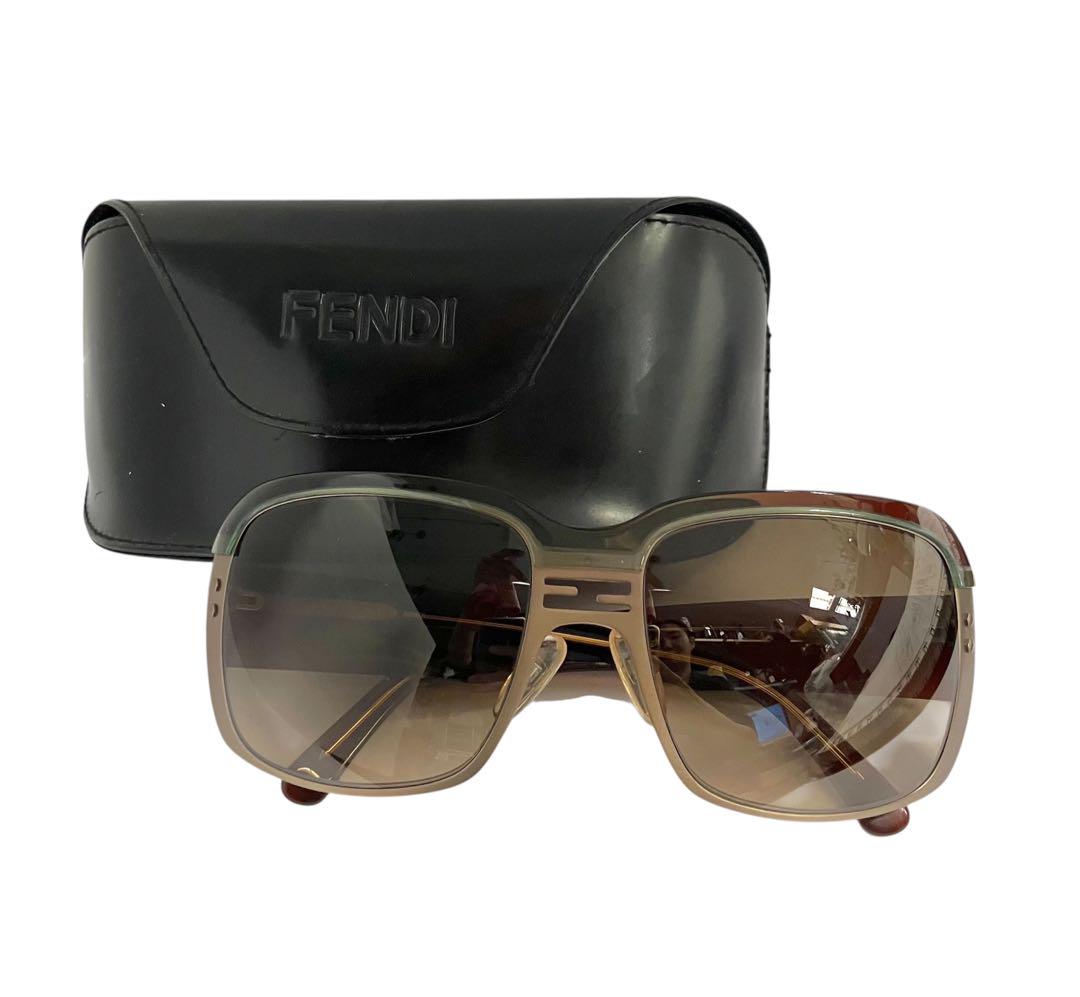 自宅保管品 FENDI / フェンディ サングラス ケース付き イタリア製 FENDI フェンディ サングラス ケース付き FS464 - メルカリ