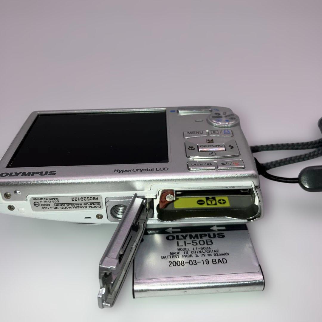 【美品】OLYMPUS デジカメ【μ 1020】ホワイト ミュー