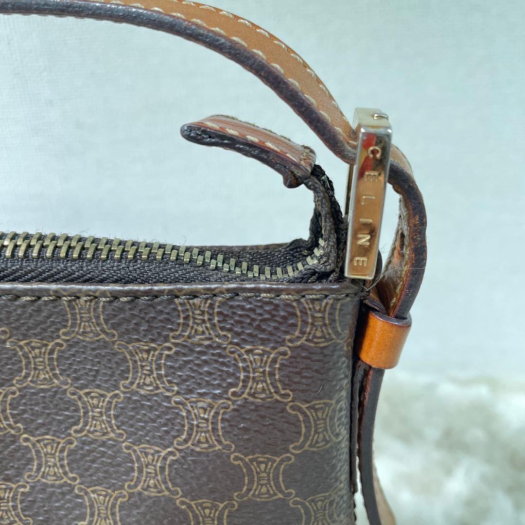 CELINEセリーヌ マカダム柄 アクセサリーポーチ ハンドバッグ CELINEセリーヌ マカダム柄 アクセサリーポーチ ハンドバッグ