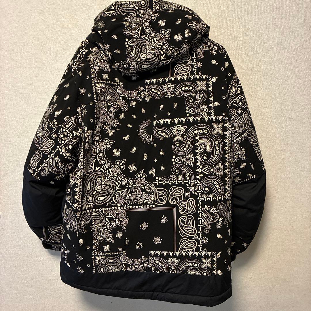 ファーストダウン ペイズリー バンダナ柄 ダウンジャケット - メルカリ