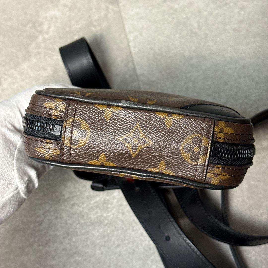 ✨美品✨ルイヴィトン M44428 モノグラム ユーティリティ・サイドバッグ