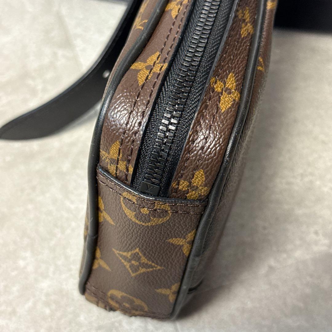 ✨美品✨ルイヴィトン M44428 モノグラム ユーティリティ・サイドバッグ