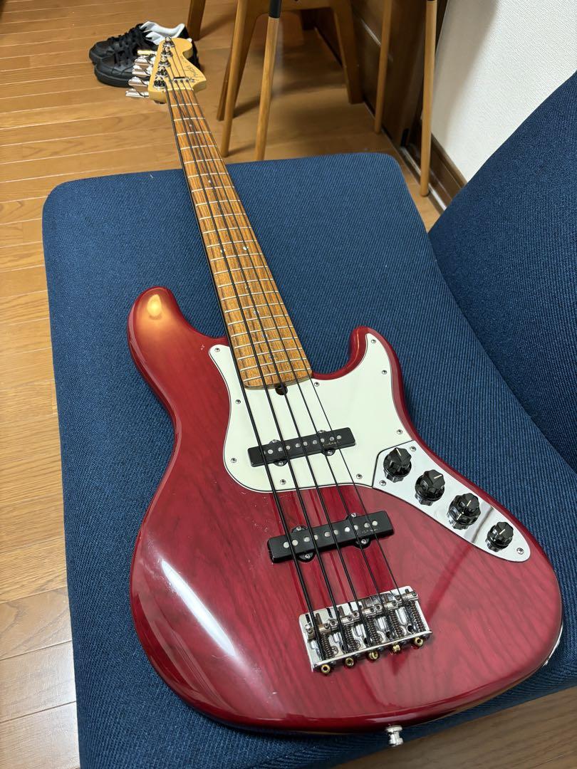 ベース Fender American Deluxe Jazz Bass V
