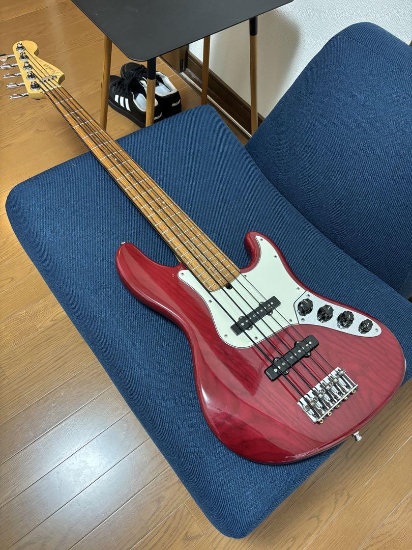 ベース Fender American Deluxe Jazz Bass V
