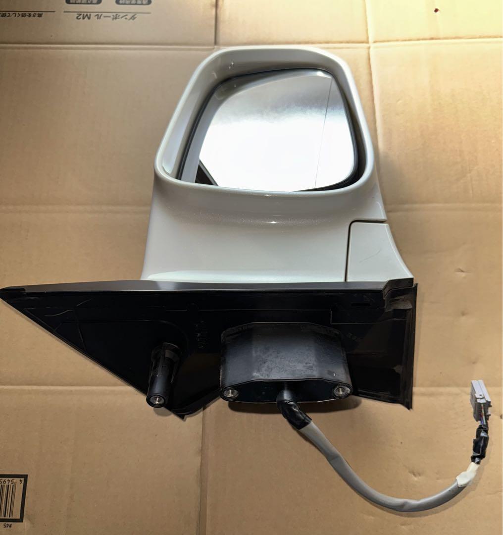 エルグランド CBA-NE51 - E51左右ドアミラーセットカメラ付き 画像6