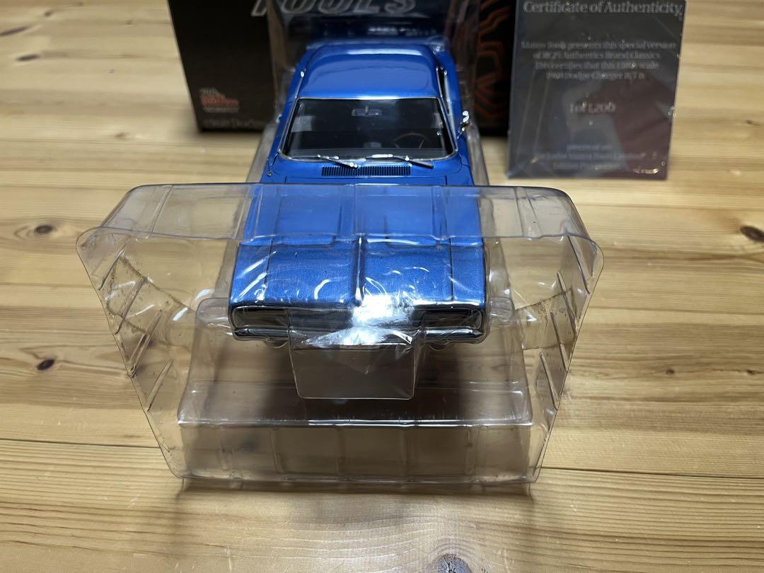 ミニカー RACING CHAMPIONS 1/18 1968 DODGE CHARGER