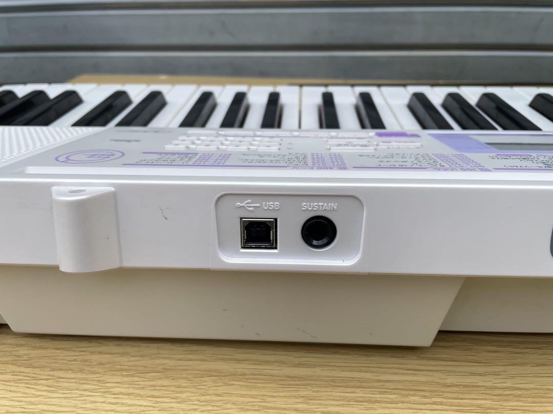 CASIO 61鍵電子キーボード ホワイト LK-122 - メルカリ