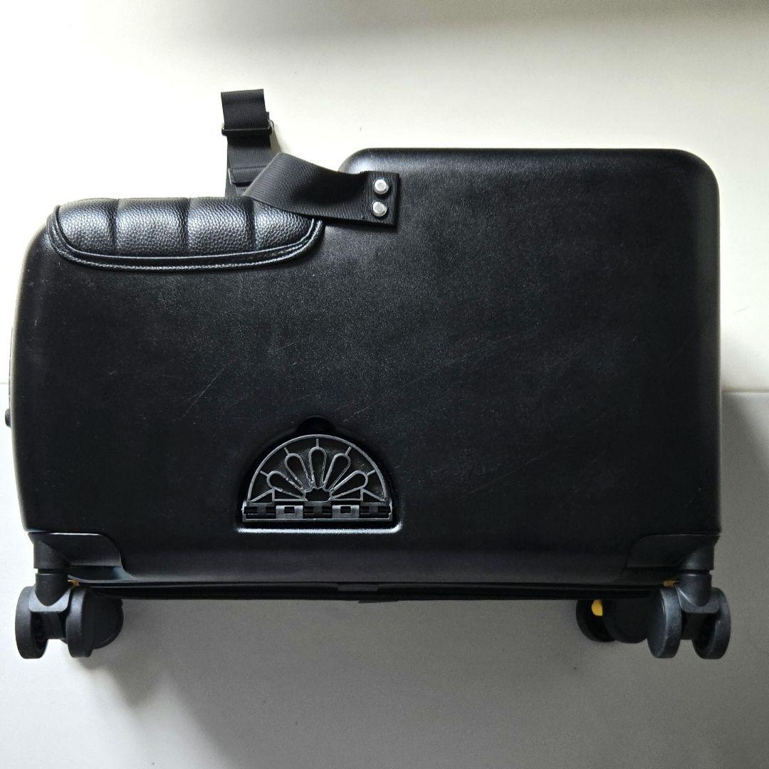 ブラック目立った傷や汚れなし