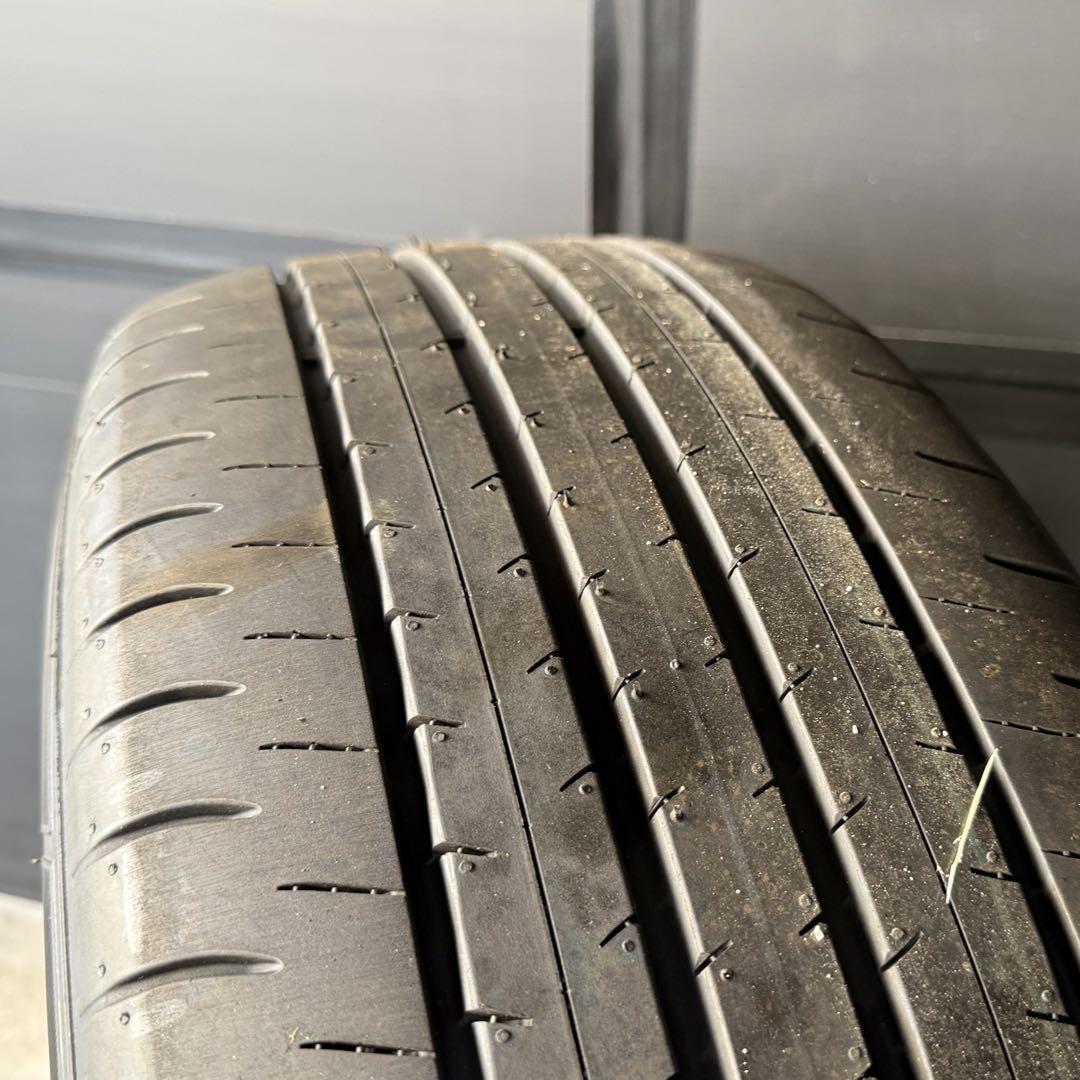 クラウンセダン 純正 19×8J+30 ダンロップ 235/55R19 1台分