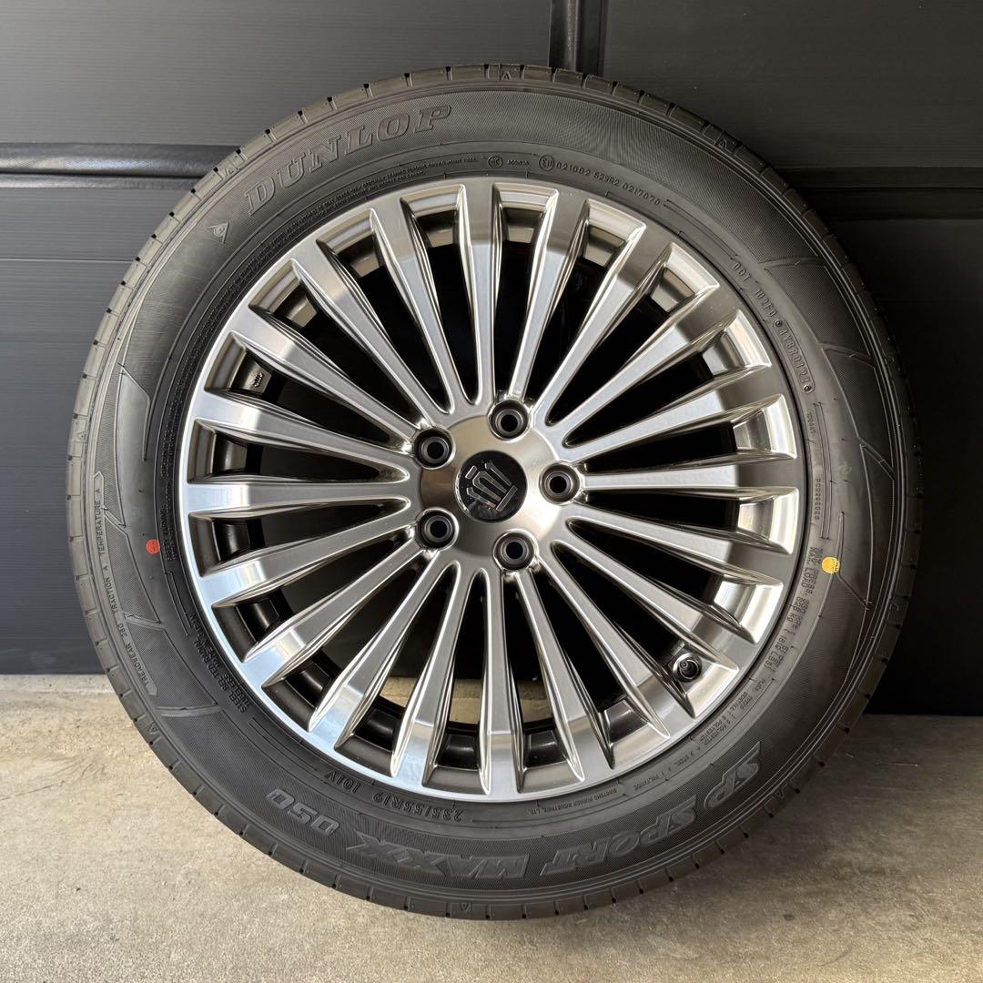 クラウンセダン 純正 19×8J+30 ダンロップ 235/55R19 1台分