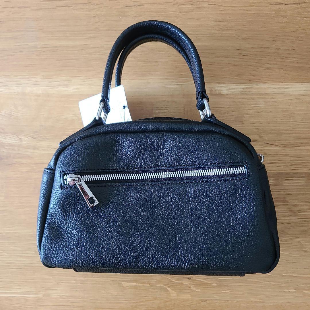 AULENTTI BOX型バッグ ショルダーバッグ レザー ブラック