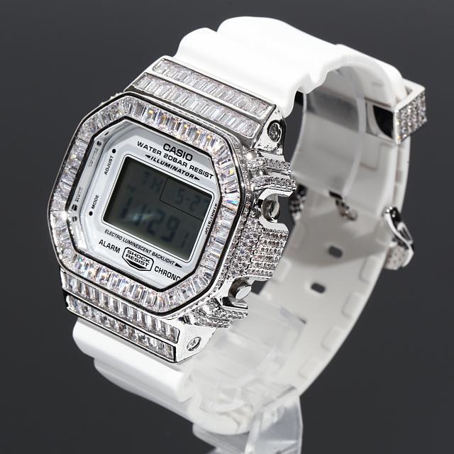 最適な価格 G-SHOCK バゲットCZカスタム DW5600 ホワイト CZダイヤ - 腕時計(デジタル)