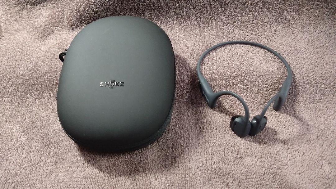 SHOKZ 骨伝導イヤホン 収納ケース付き