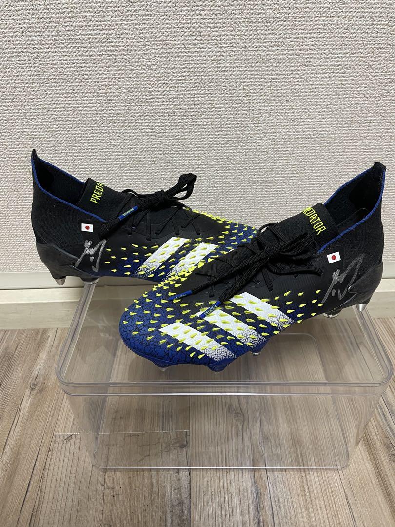 【爆売り！】 Predator adidas サッカーシューズ 岩渕真奈サイン入り BUCHI シューズ