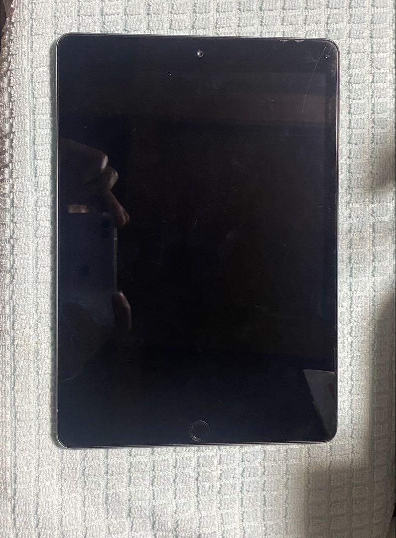 iPad 第7世代 128GB スペースグレイ