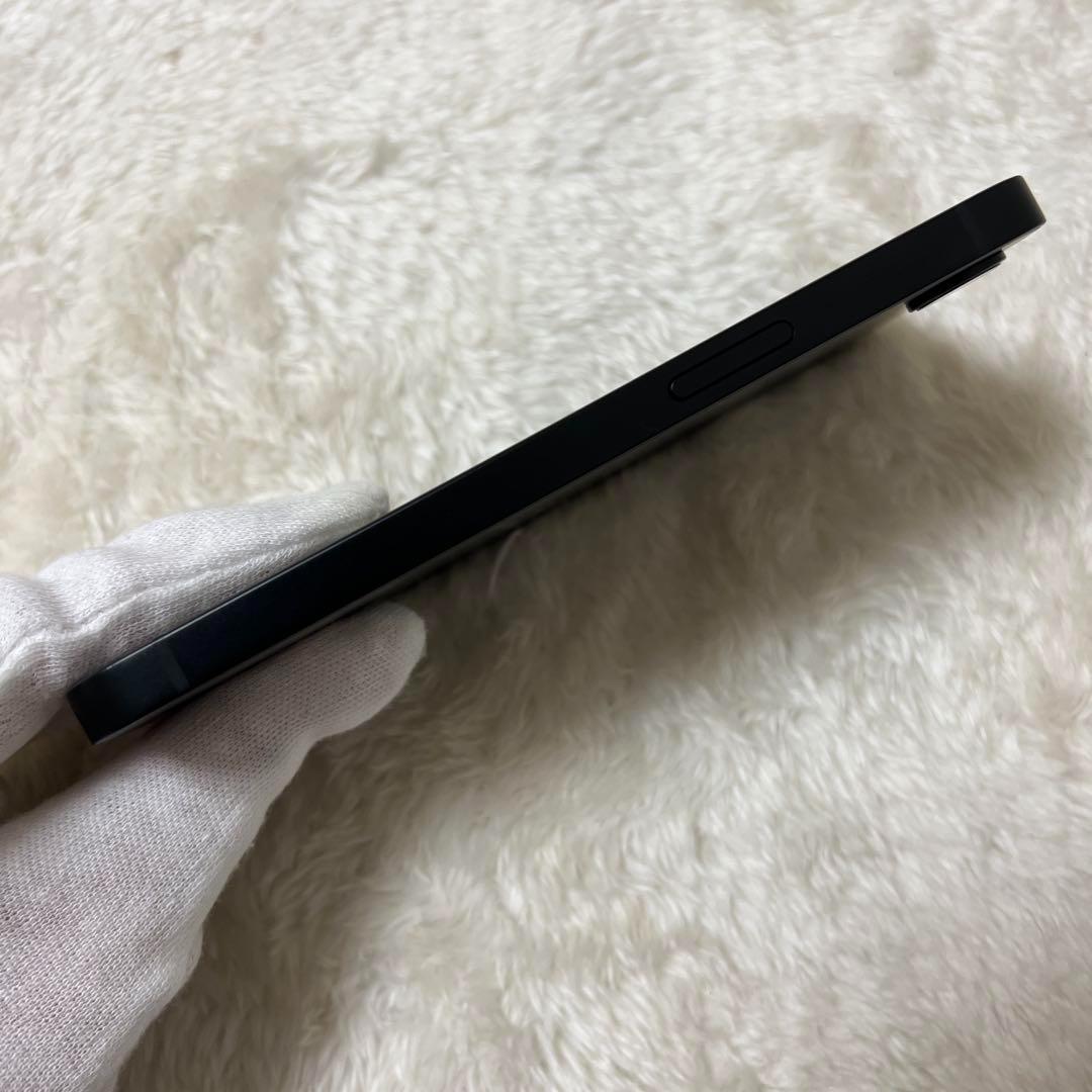 iphone 16e 128GB ブラック 美品 日本版