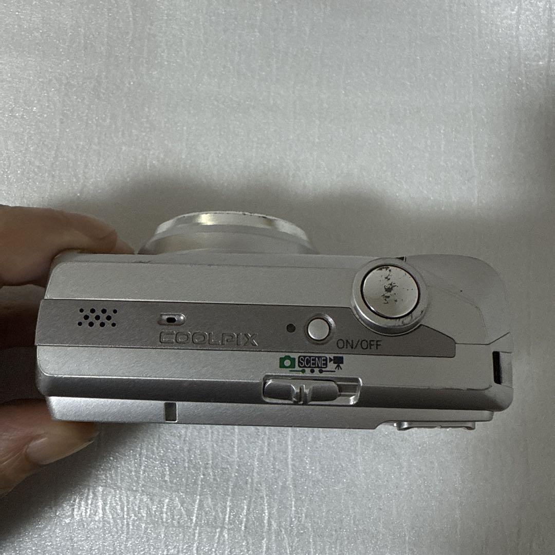 極美品　動作確認済 Nikon COOLPIX L1 デジカメ すぐ使える】 極美品 Nikon COOLPIX L1 デジカメ☆付属品完備☆