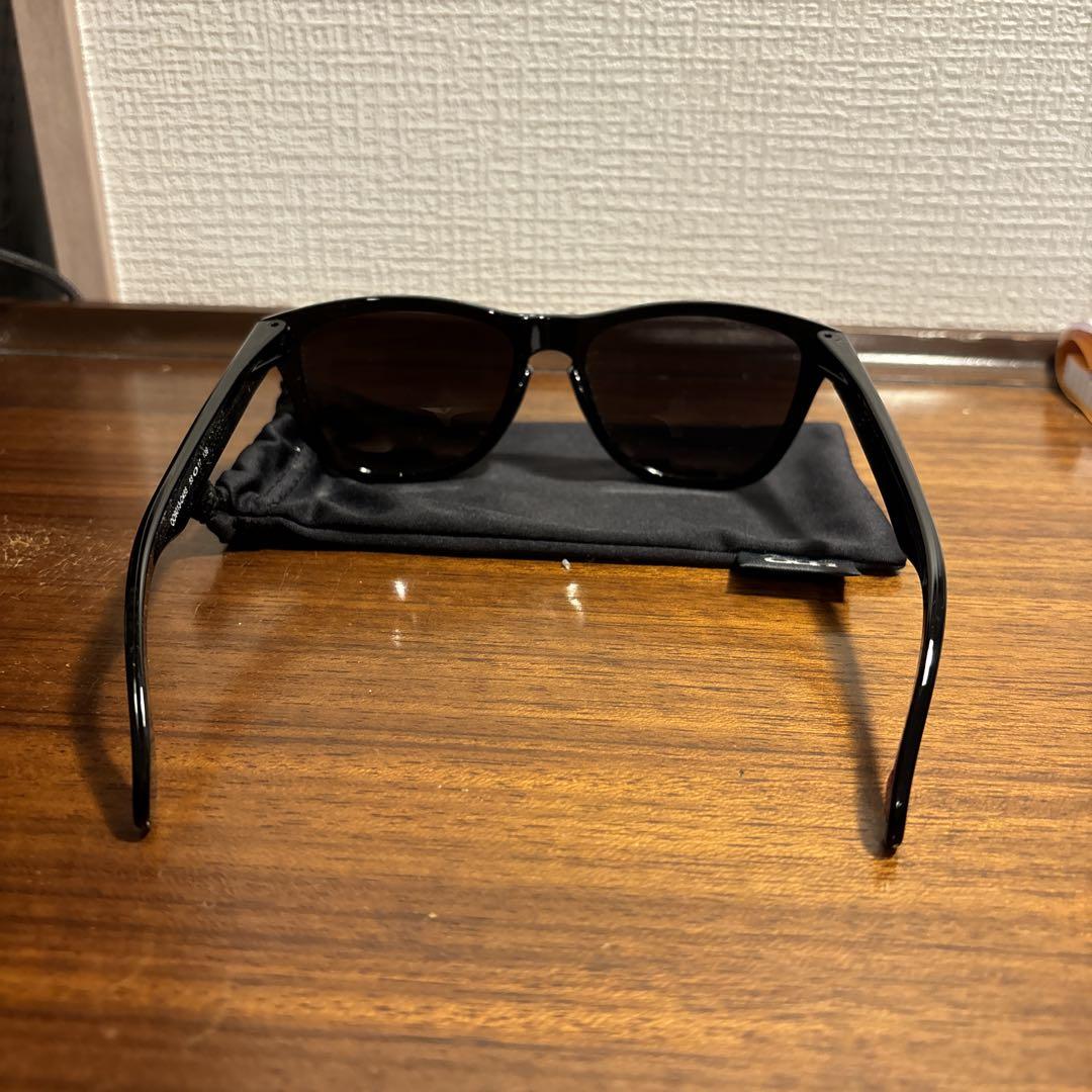 小物 Oakley Frogskin Prism