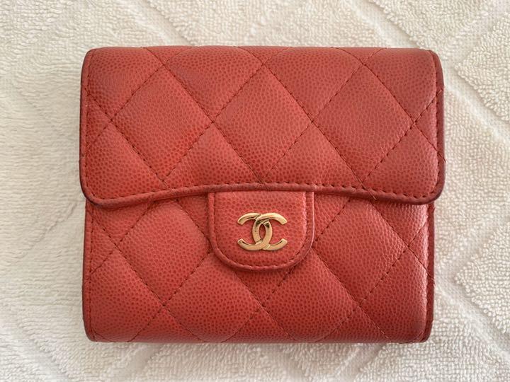 【美品】CHANEL キャビアスキン コンパクト 三つ折り財布 画像2