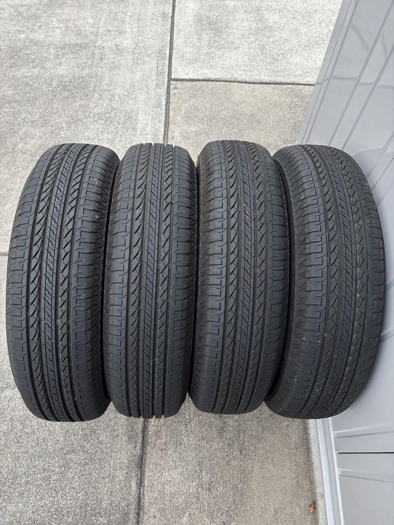 ジムニーノマド 純正タイヤ4本【新車外し】195/80/R15送料込み