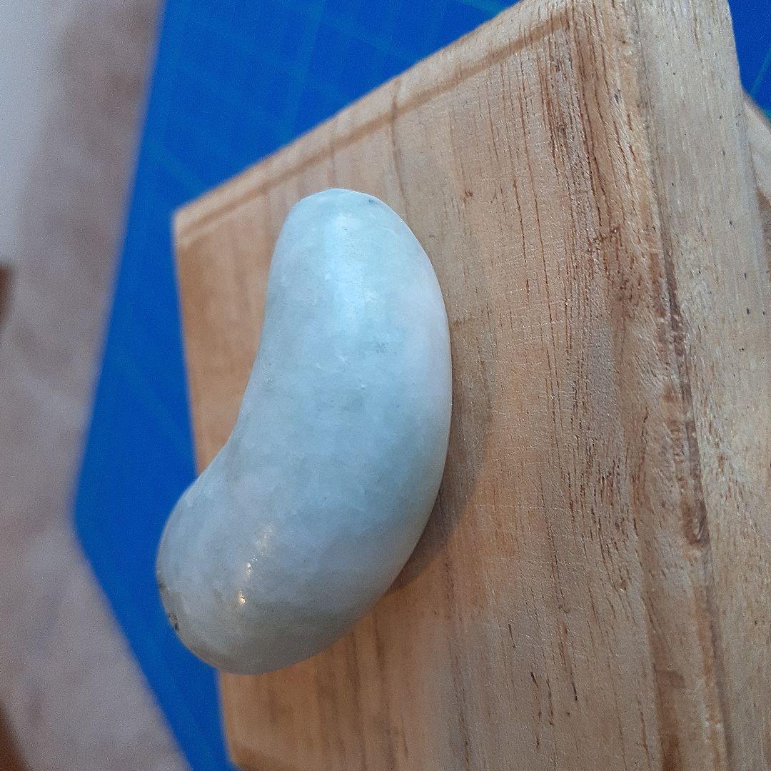 糸魚川翡翠勾玉